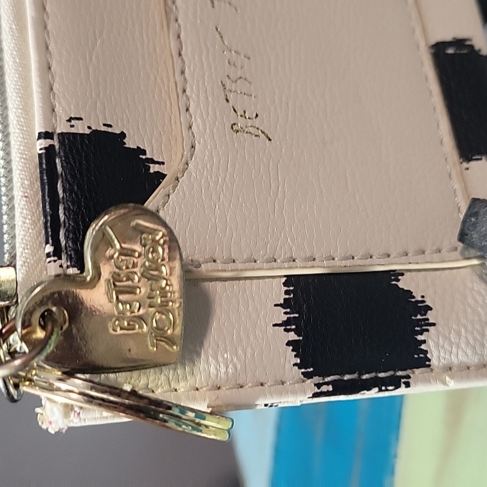 Betsey Johnson Black and Cream Wallet - Picture 2 of 3